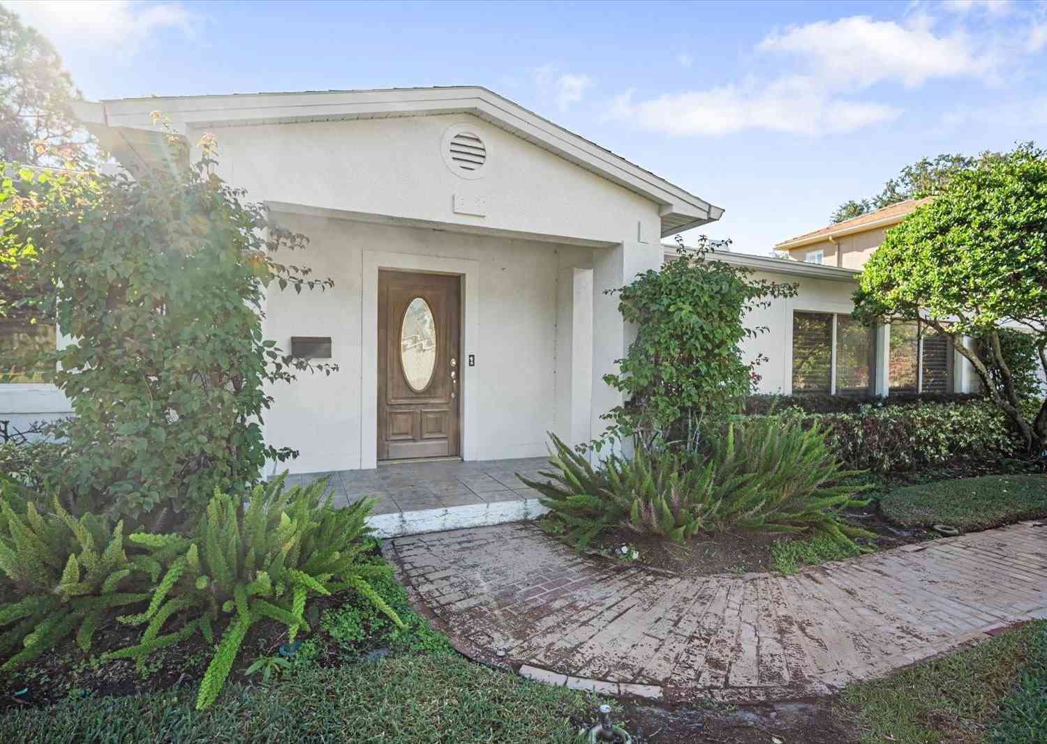 141 Miramar Boulevard, Saint Petersburg, Florida image 28