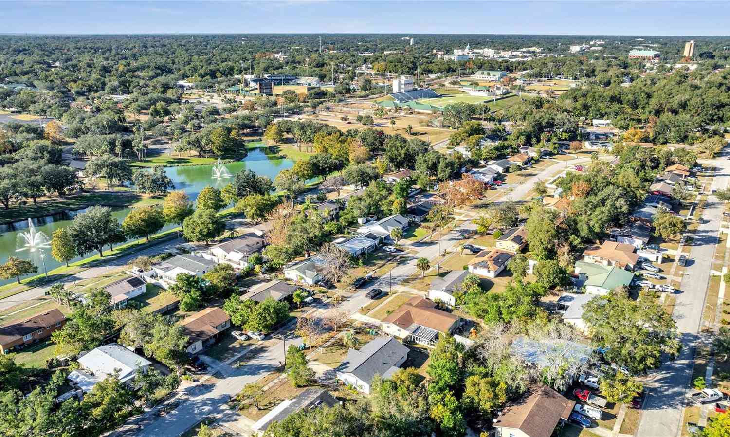 708 S Larry Drive, DELAND, Florida image 9