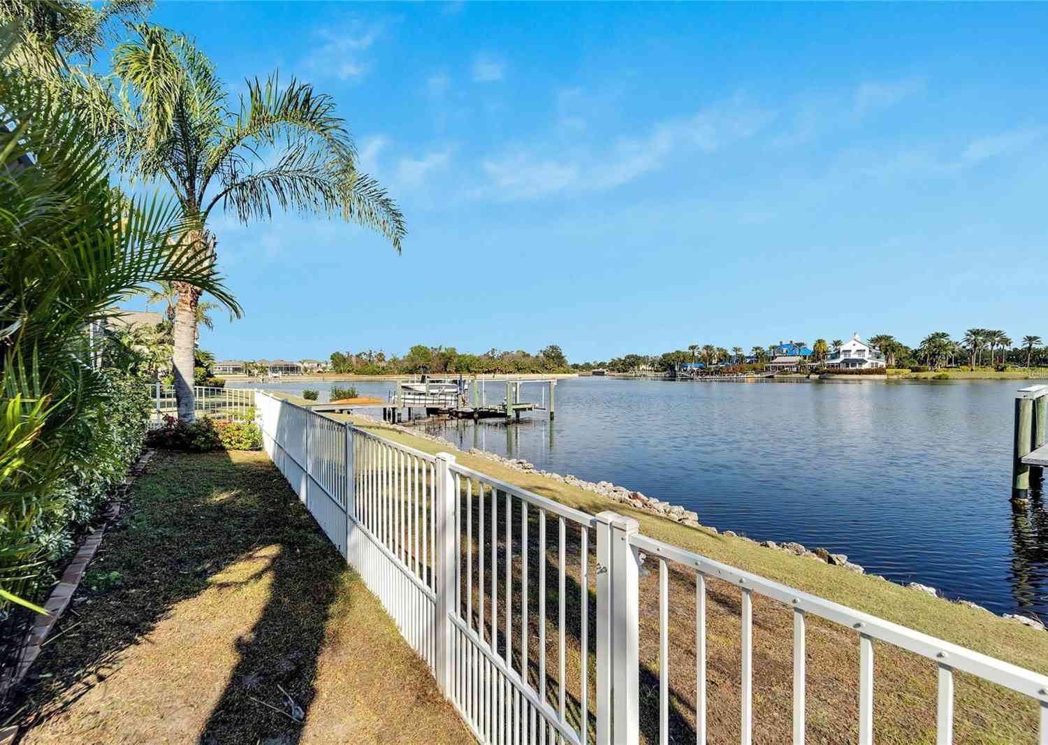 5205 Covesound Way, Apollo Beach, Florida image 22