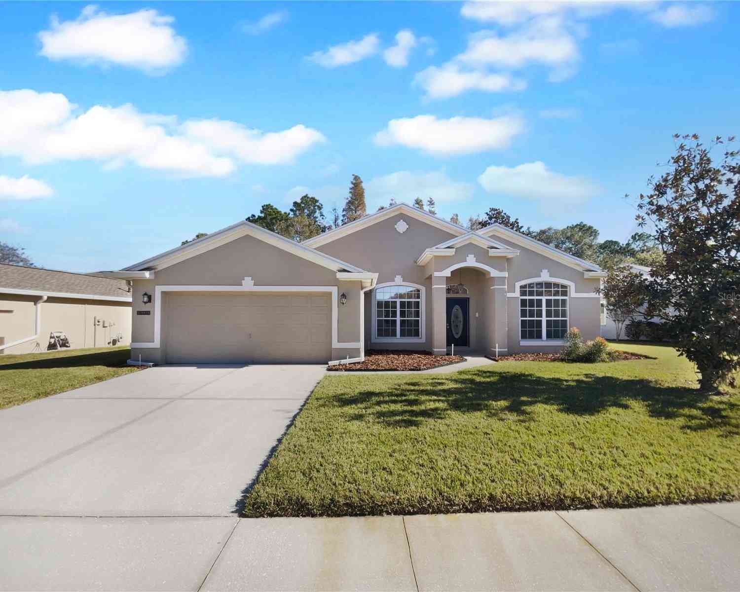 3150 Bellflower Way, LAKELAND, Florida image 1