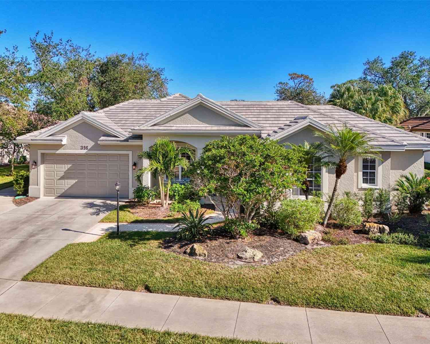 396 Lansbrook Drive, VENICE, Florida image 1