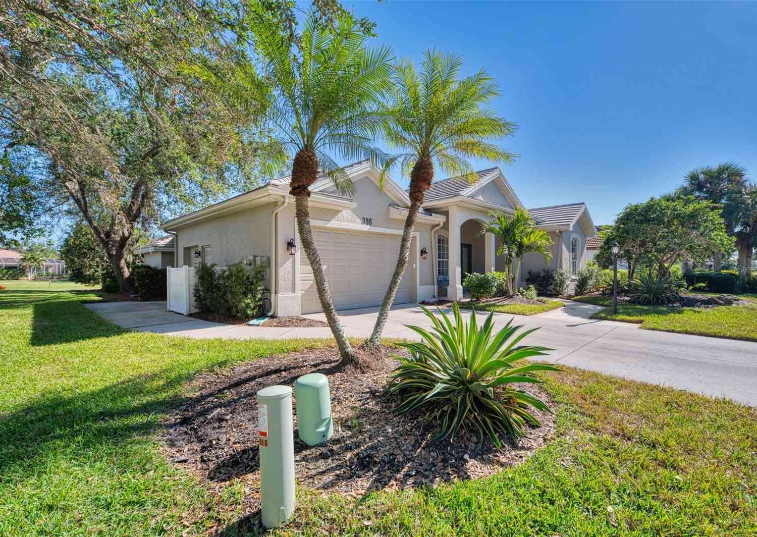 396 Lansbrook Drive, VENICE, Florida image 6