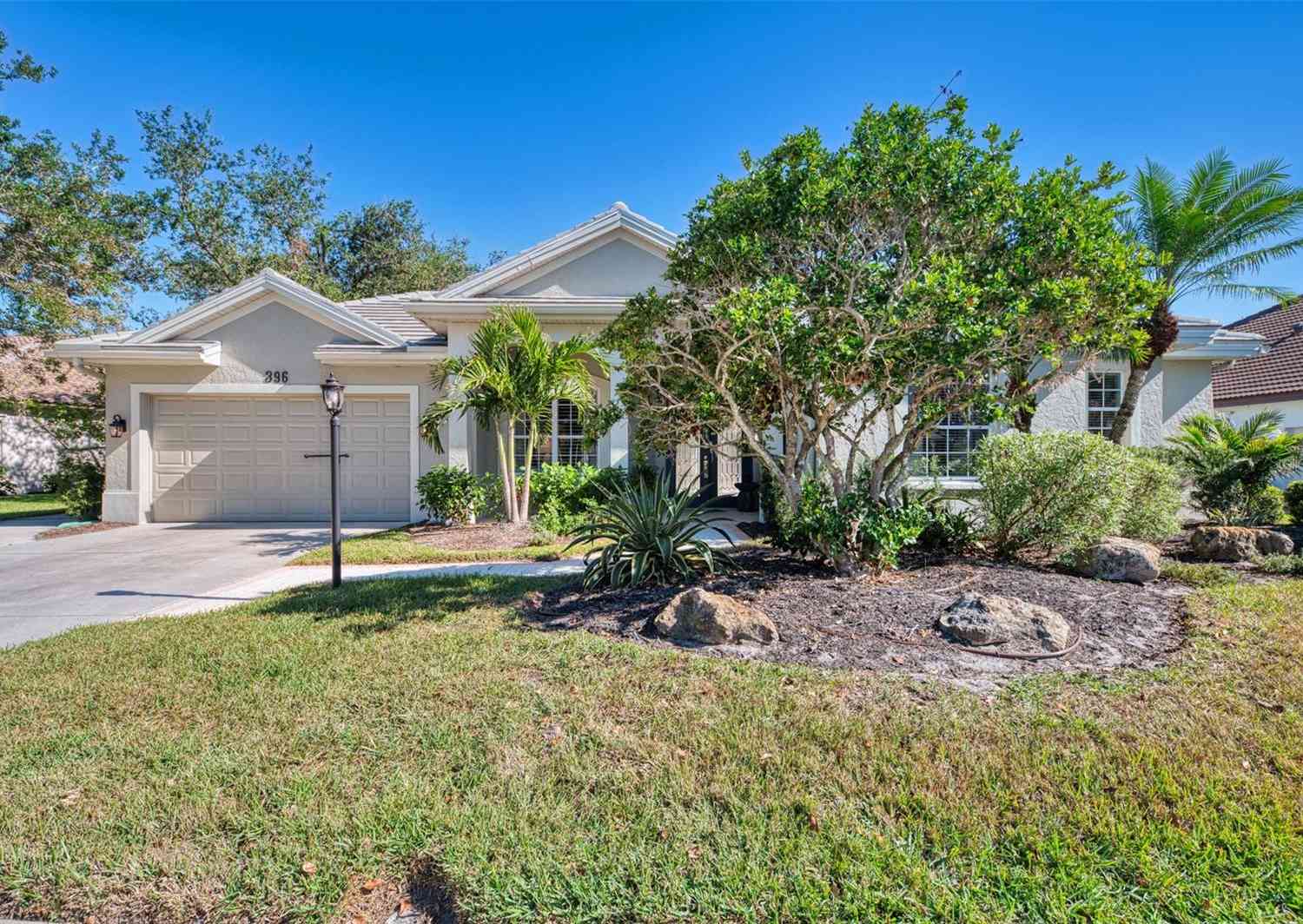 396 Lansbrook Drive, VENICE, Florida image 7