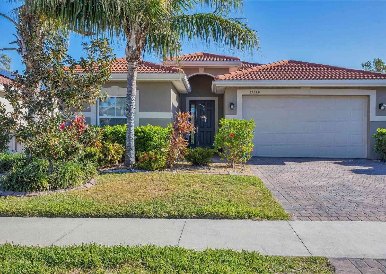 19348 Yellowtail Court, VENICE, Florida image 1