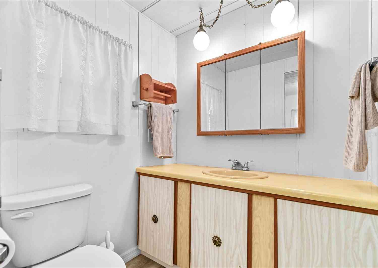 1111 49th Avenue Drive, BRADENTON, Florida image 30