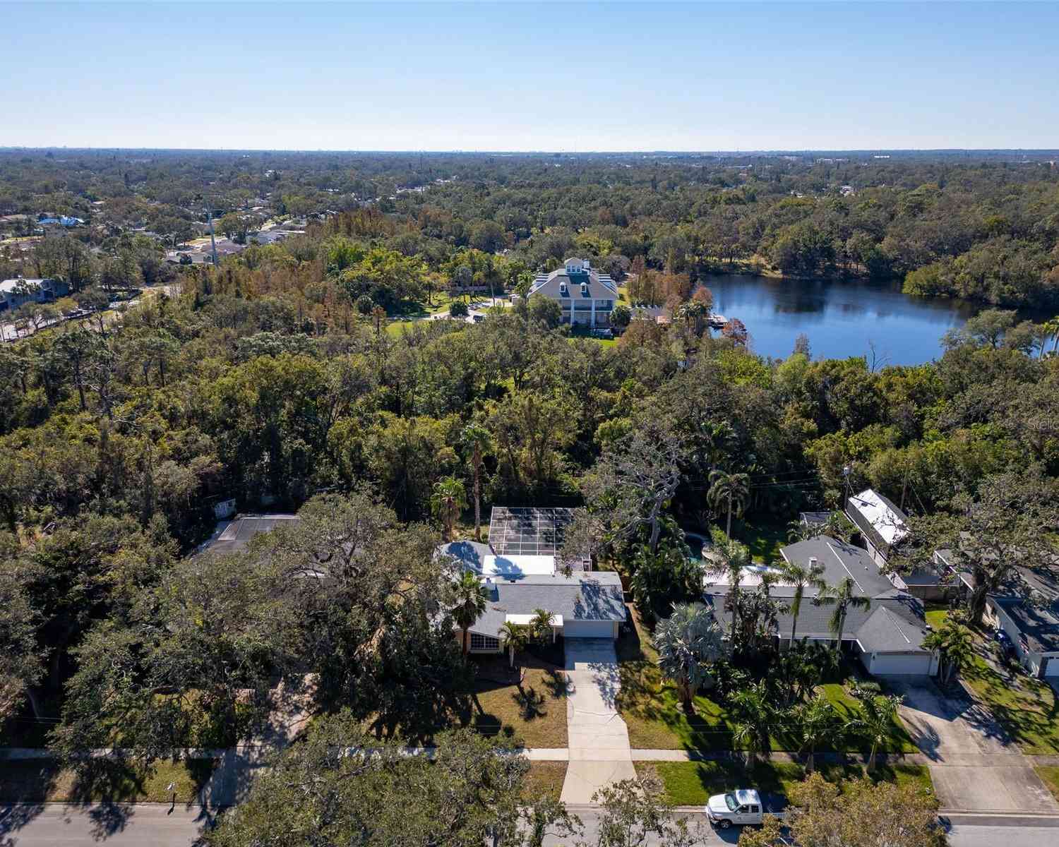 1901 Oakdale Lane, CLEARWATER, Florida image 4