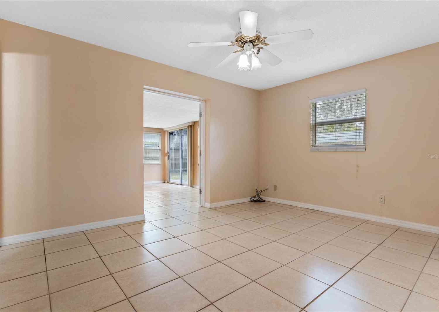 1704 Travelers Palm Drive, EDGEWATER, Florida image 7