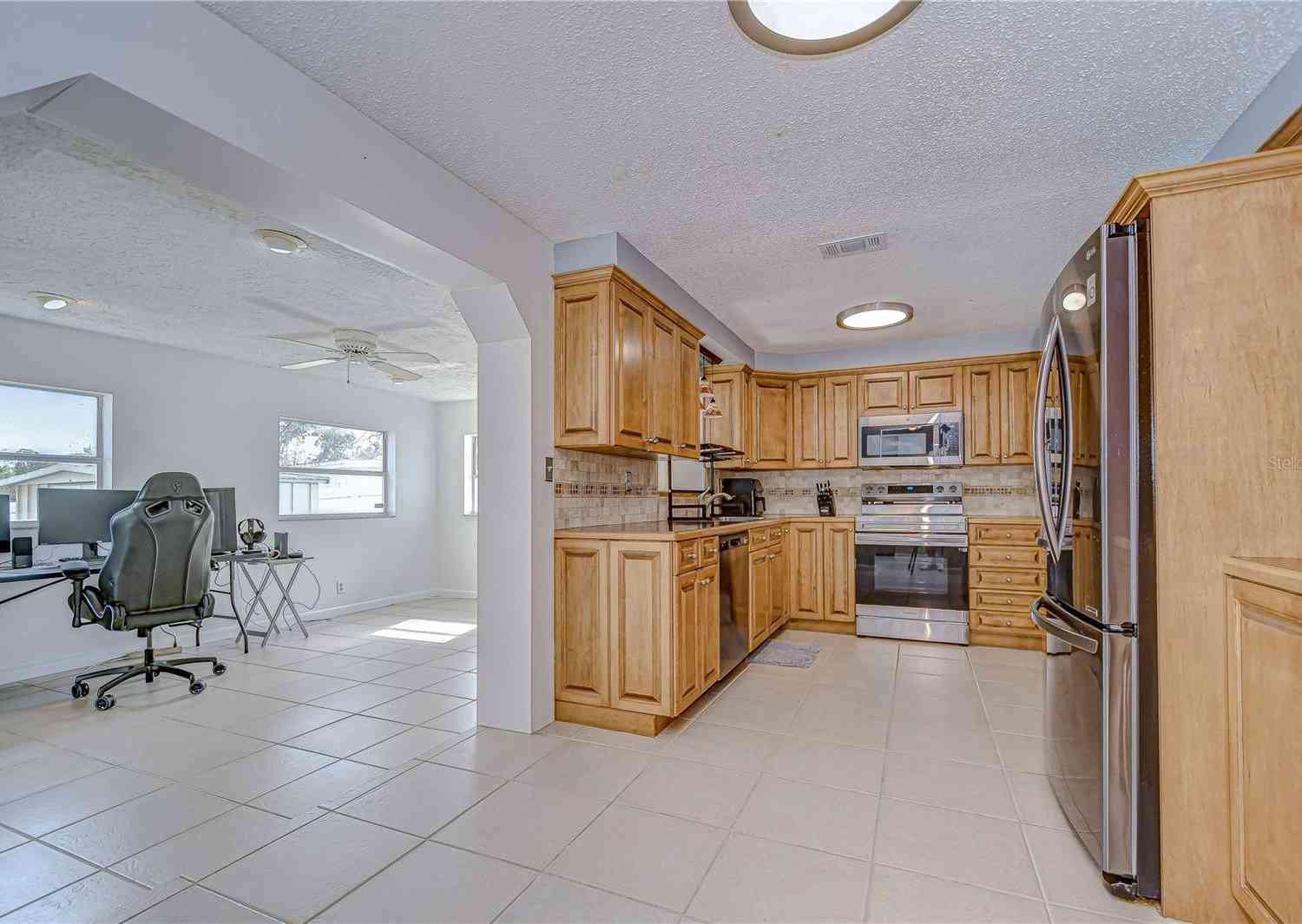 14723 54th Way, CLEARWATER, Florida image 12