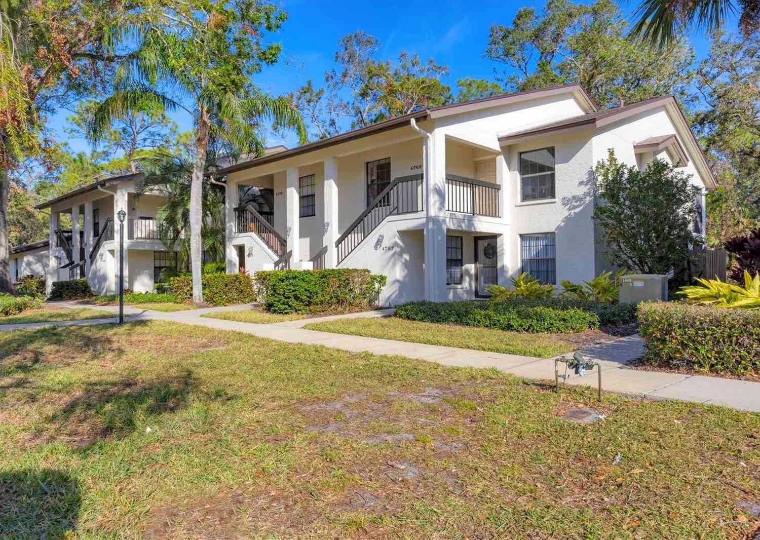 4767 Winslow Beacon #25, SARASOTA, Florida image 3