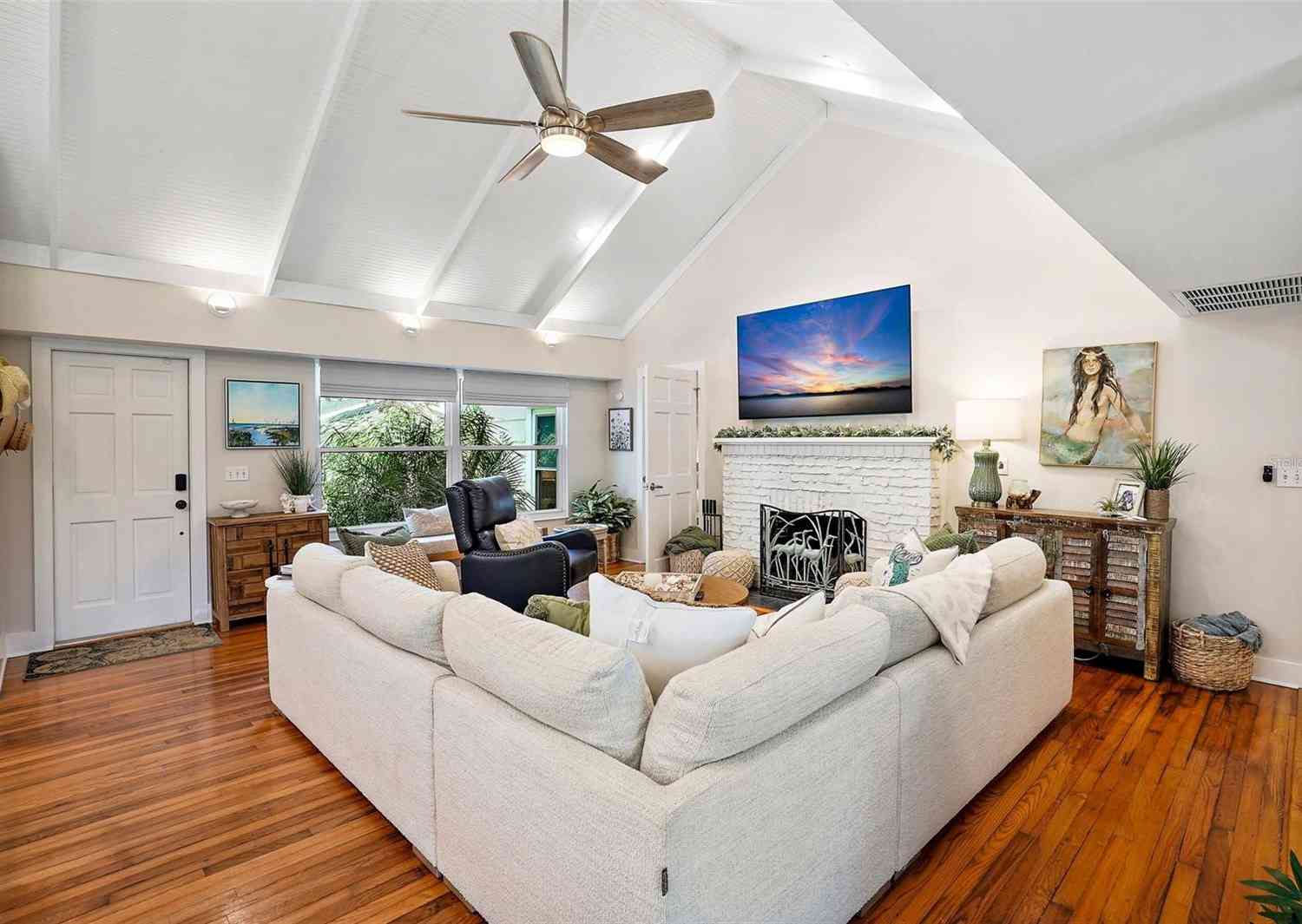 2505 Pass A Grille Way, Saint Petersburg Beach, Florida image 10