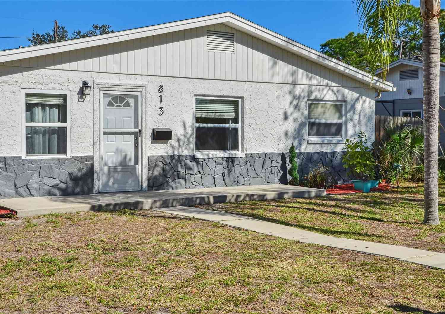 813 89th Avenue, Saint Petersburg, Florida image 1