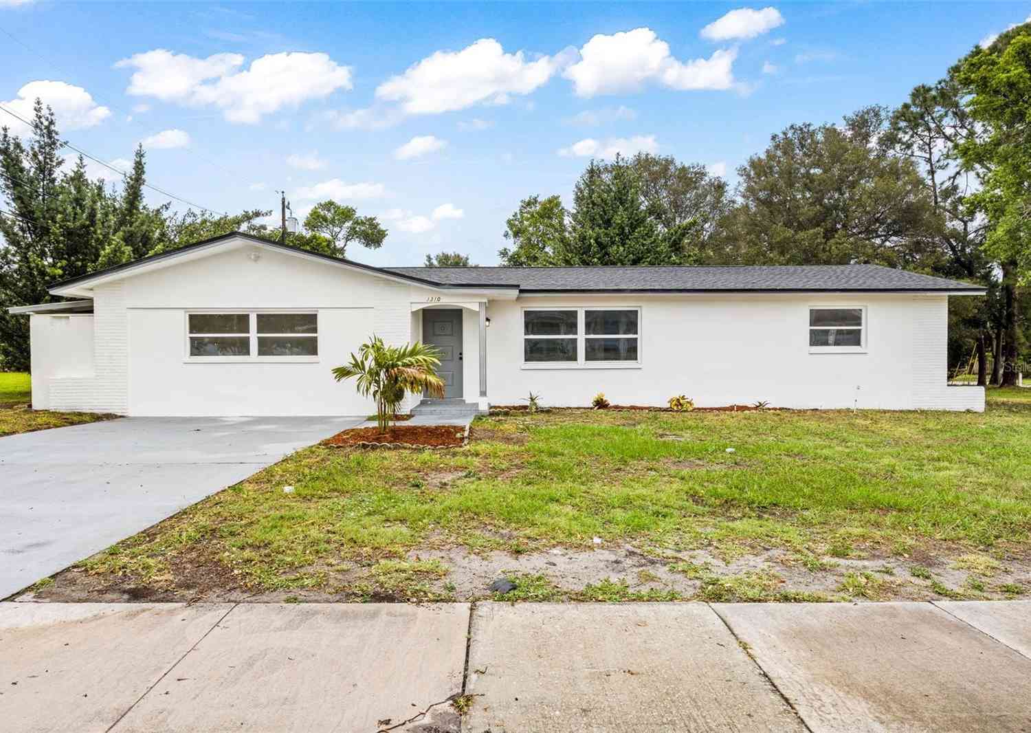 1310 Rosery Road, LARGO, Florida image 6