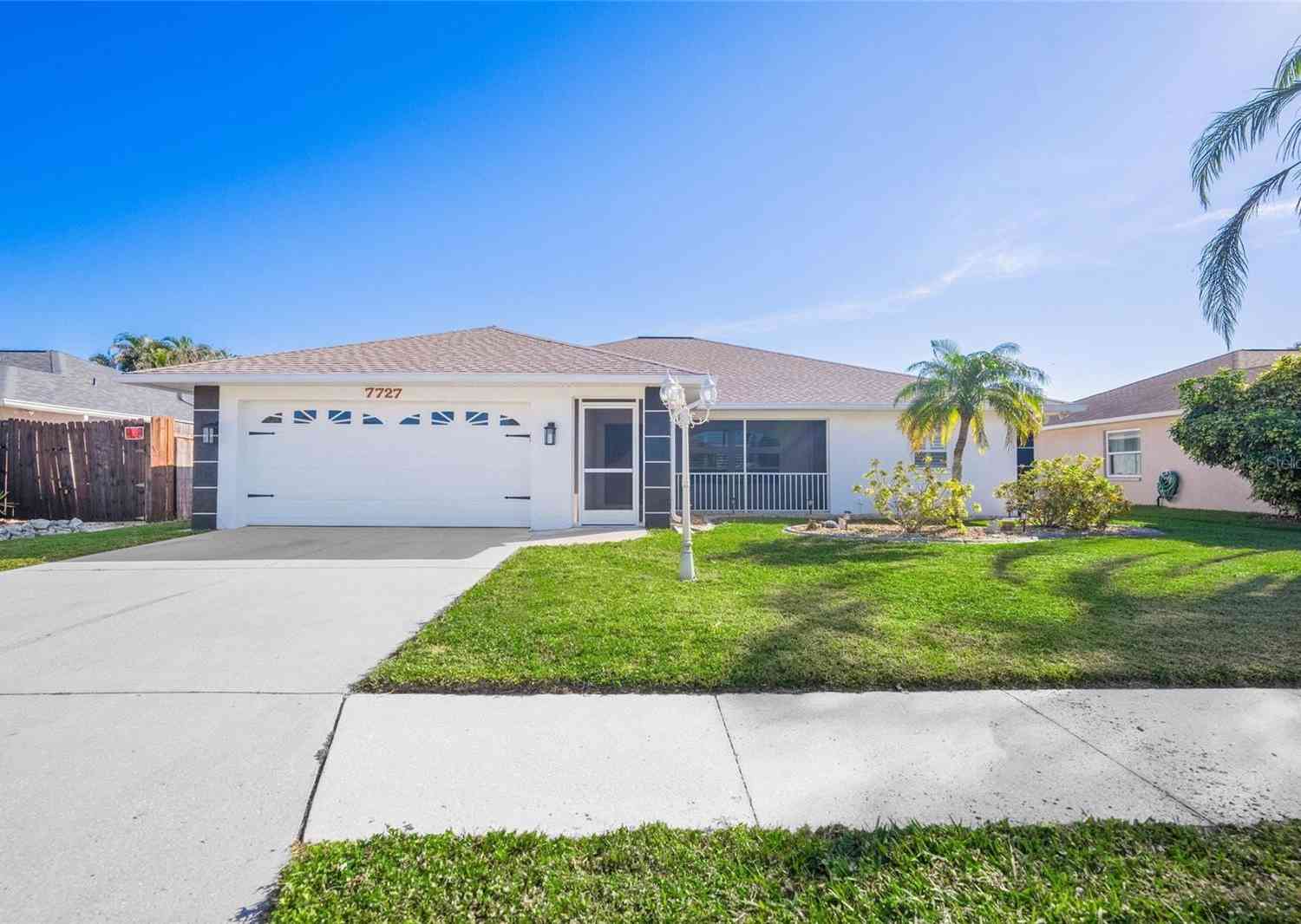 7727 36th Lane, SARASOTA, Florida image 2