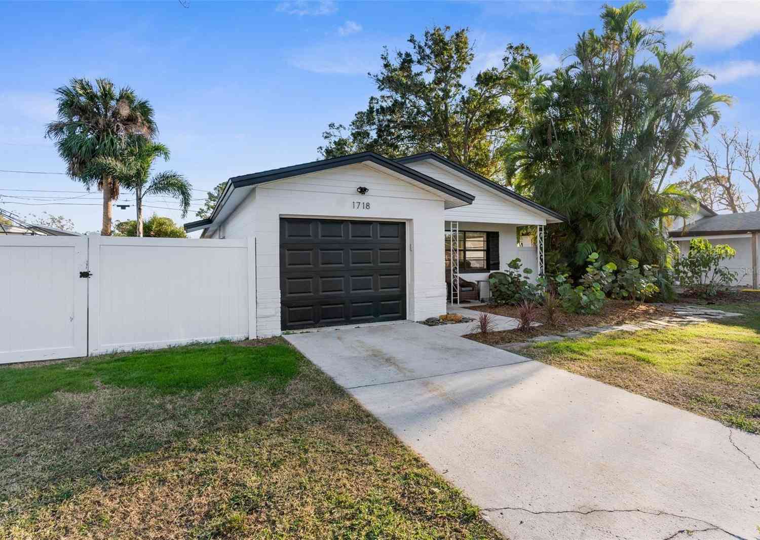 1718 Montana Avenue, Saint Petersburg, Florida image 19