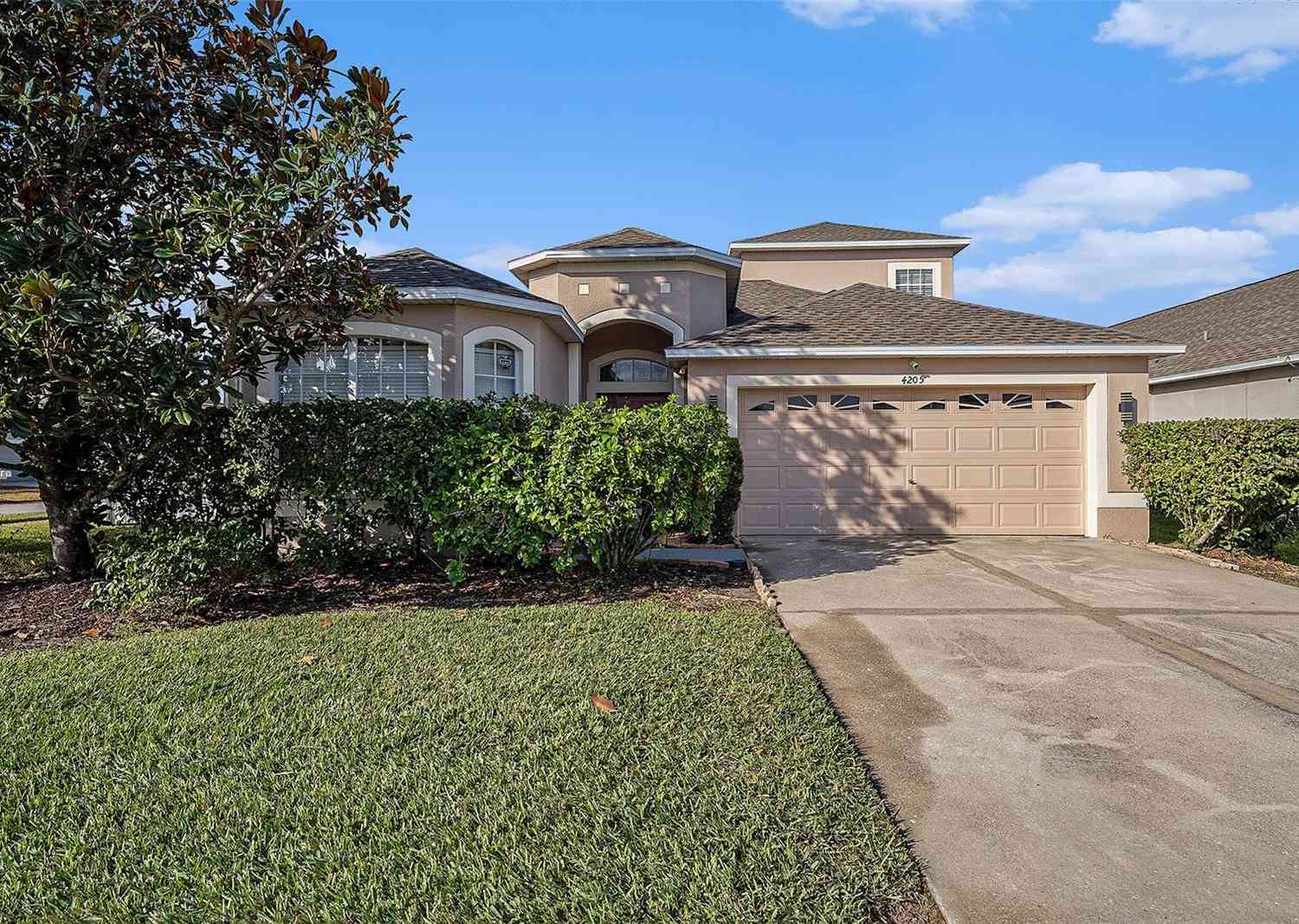 4205 Morning Breeze Court, Tampa, Florida image 6