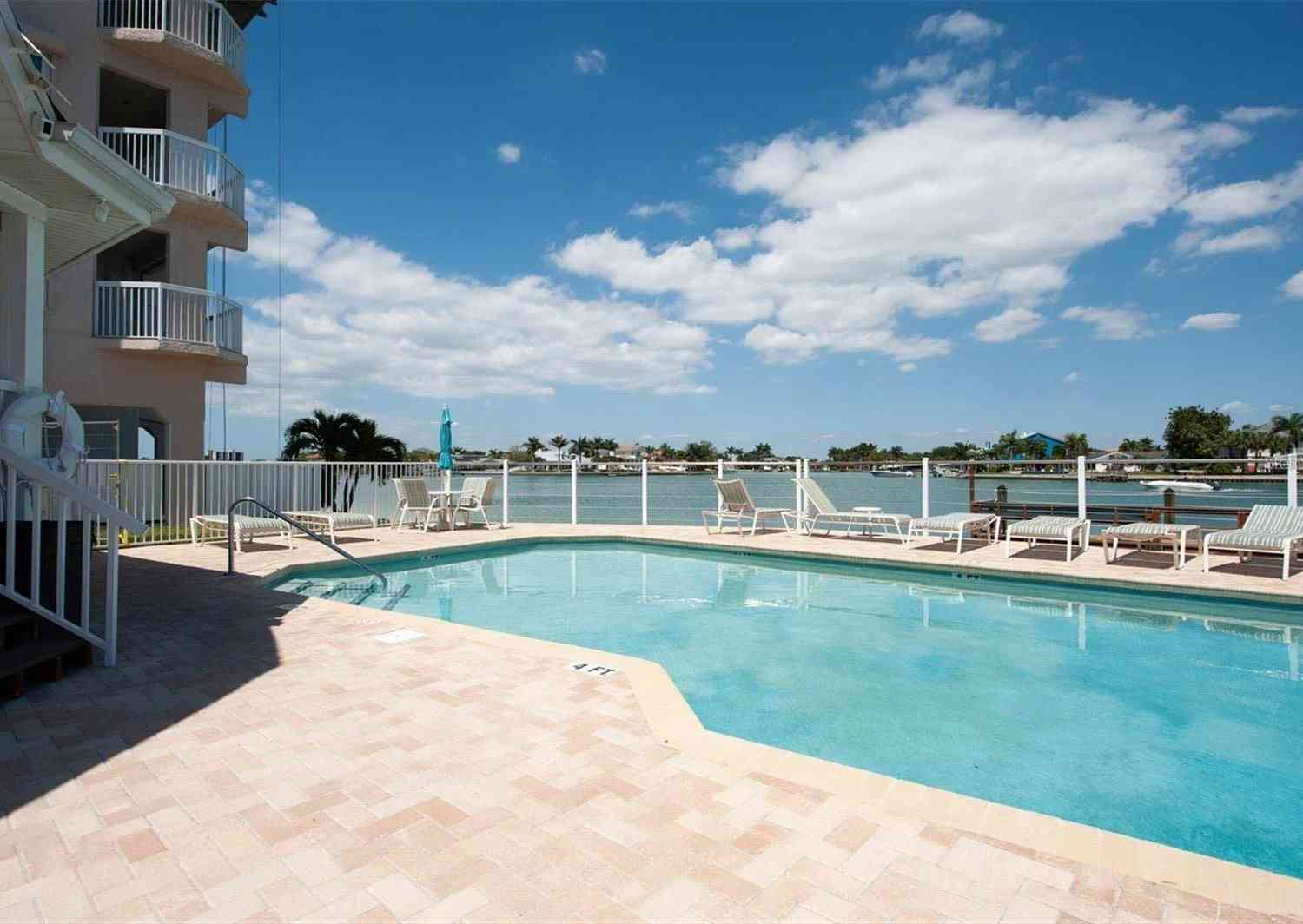 9219 Captiva Circle, Saint Petersburg Beach, Florida image 43