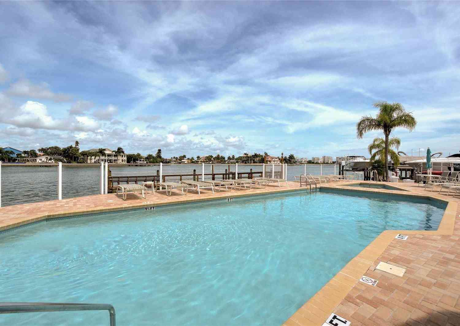 9219 Captiva Circle, Saint Petersburg Beach, Florida image 37