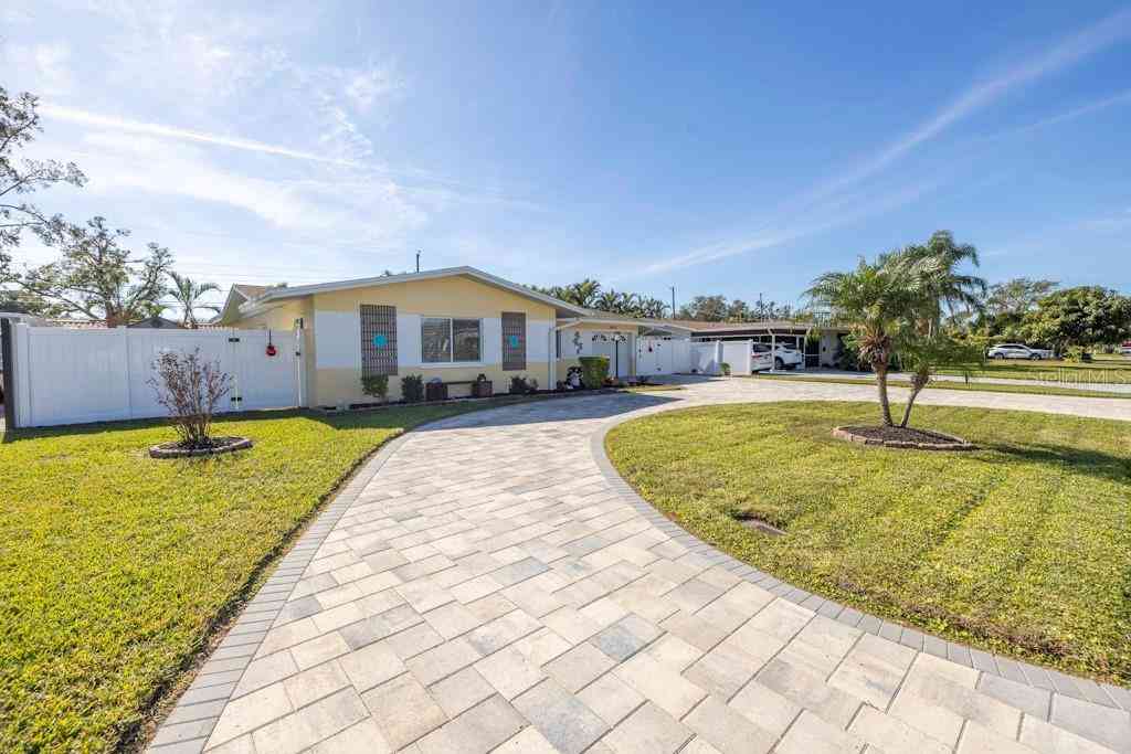 6652 11th Avenue, Saint Petersburg, Florida image 3