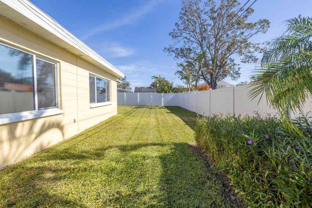 6652 11th Avenue, Saint Petersburg, Florida image 40