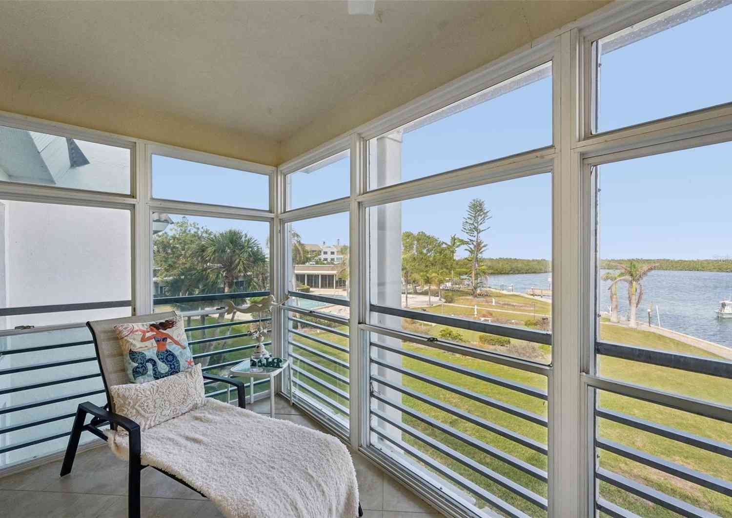 4440 Exeter Drive #N304, LONGBOAT KEY, Florida image 10