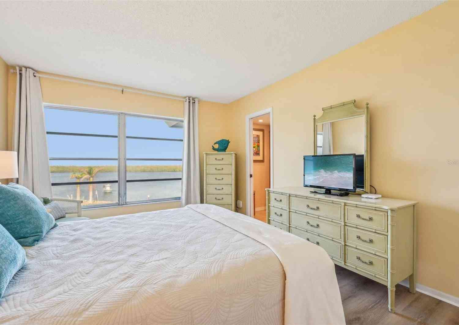 4440 Exeter Drive #N304, LONGBOAT KEY, Florida image 31