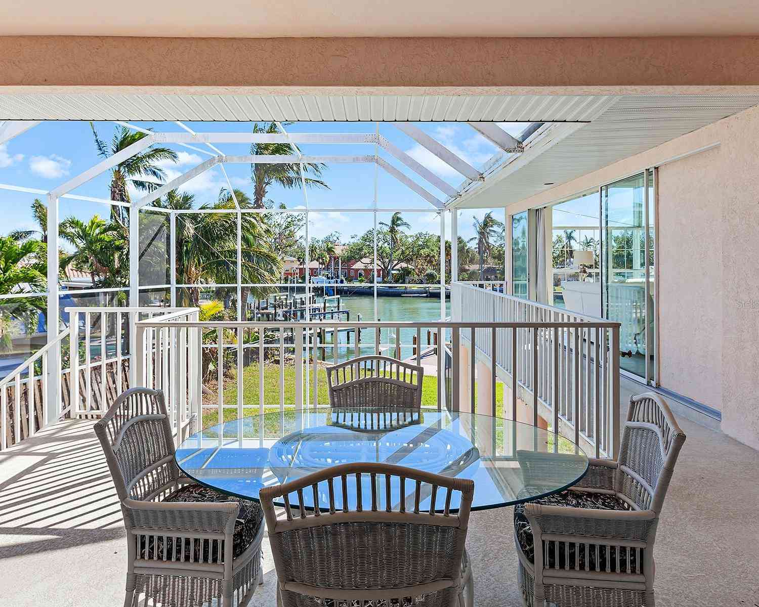 508 Siesta Drive, SARASOTA, Florida image 37