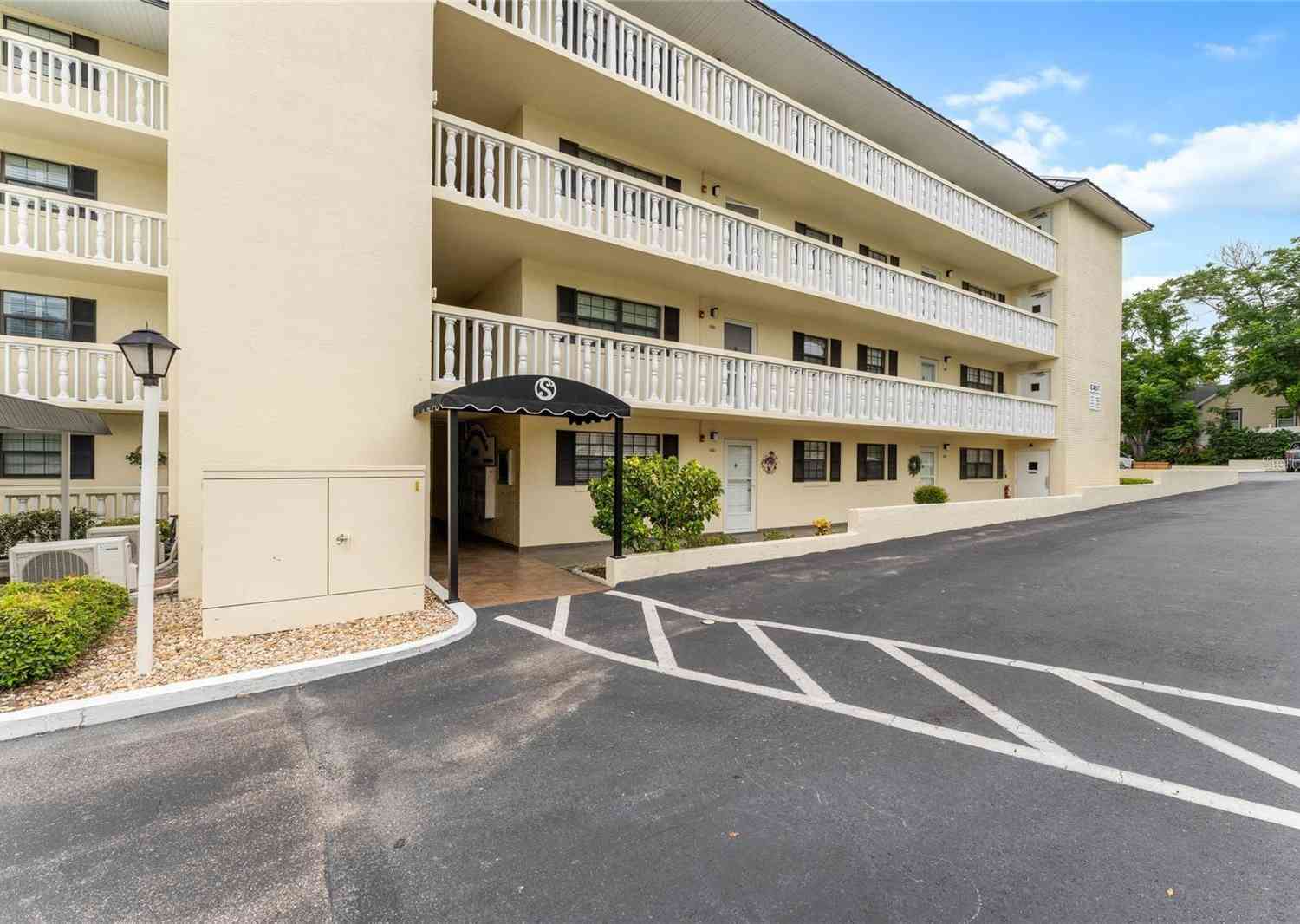 101 N Grandview Street #210, MOUNT DORA, Florida image 30