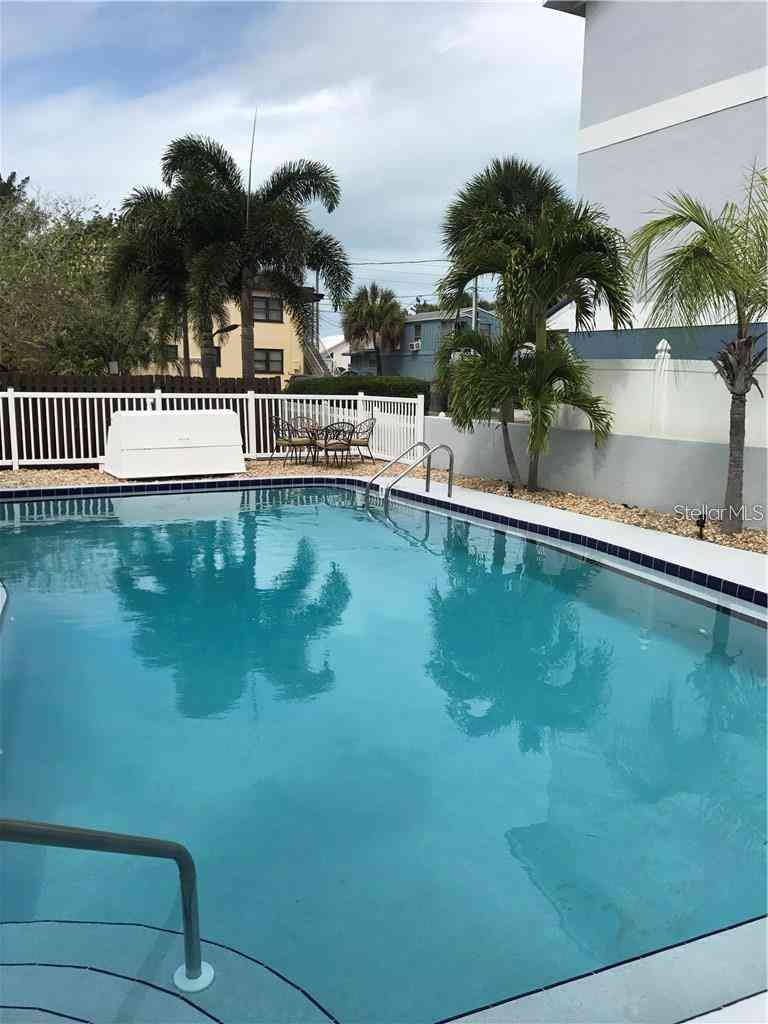 9901 1st Street #F, Treasure Island, Florida image 31