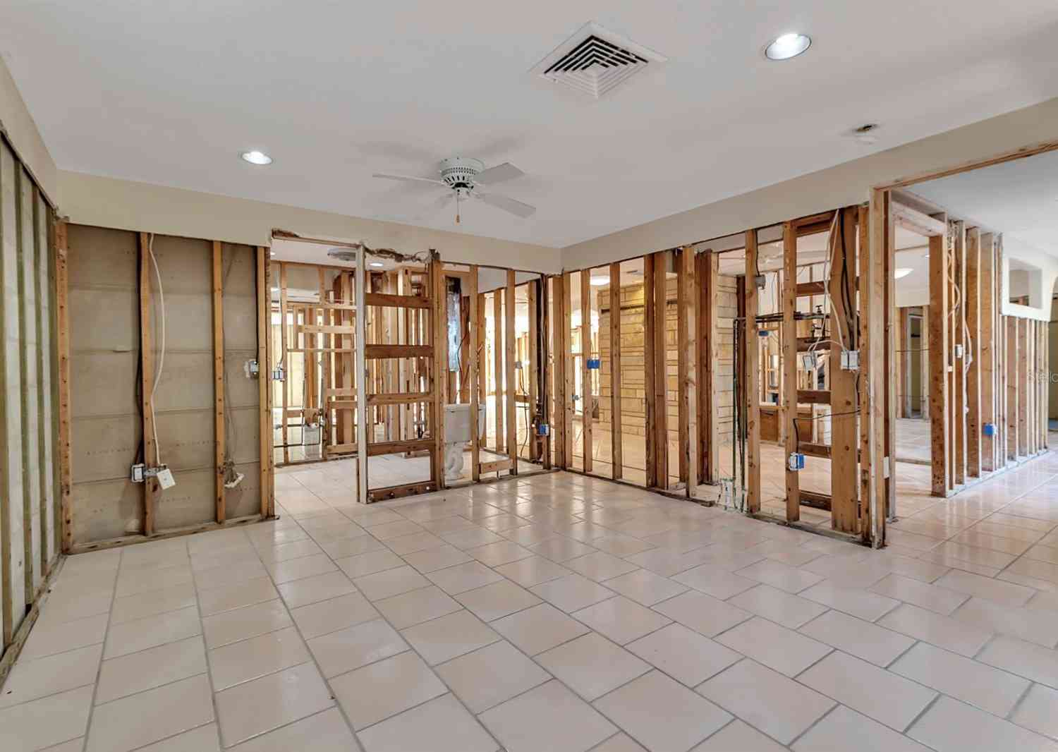 7157 Longboat Drive, LONGBOAT KEY, Florida image 10