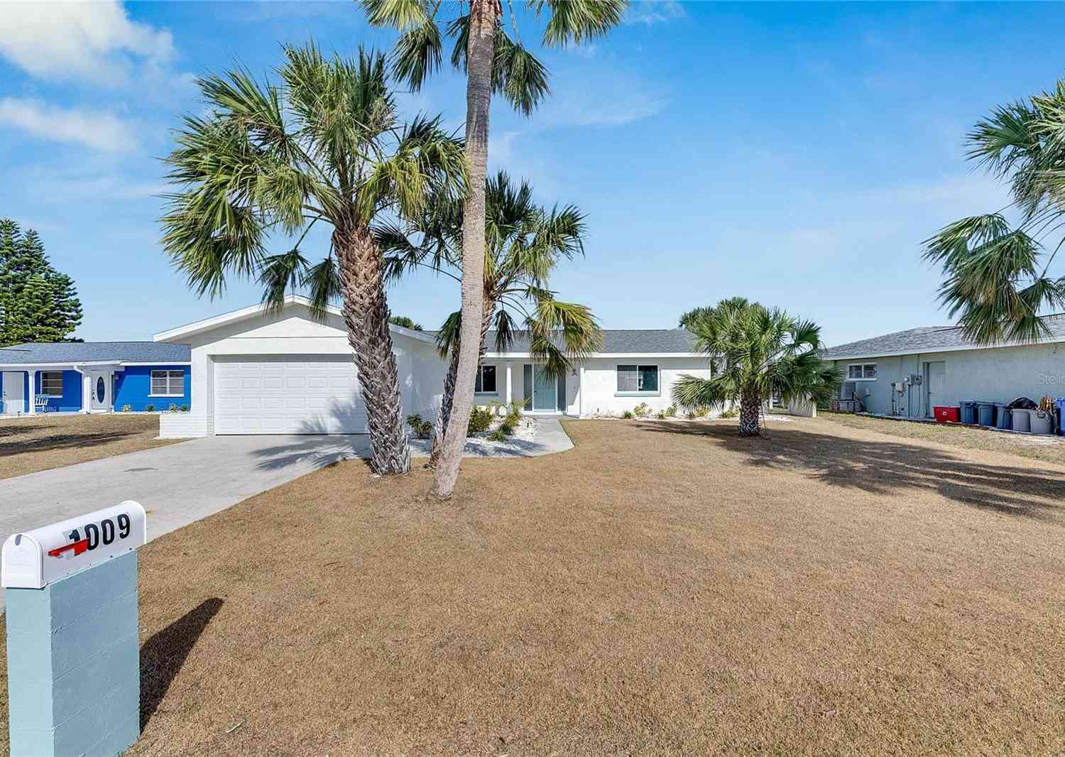 1009 Spindle Palm Way, Apollo Beach, Florida image 8