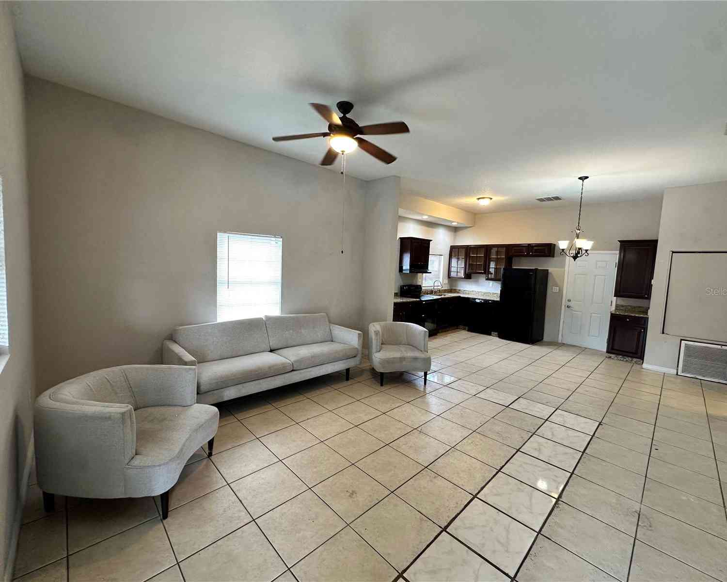 2331 W Saint John Street, Tampa, Florida image 3