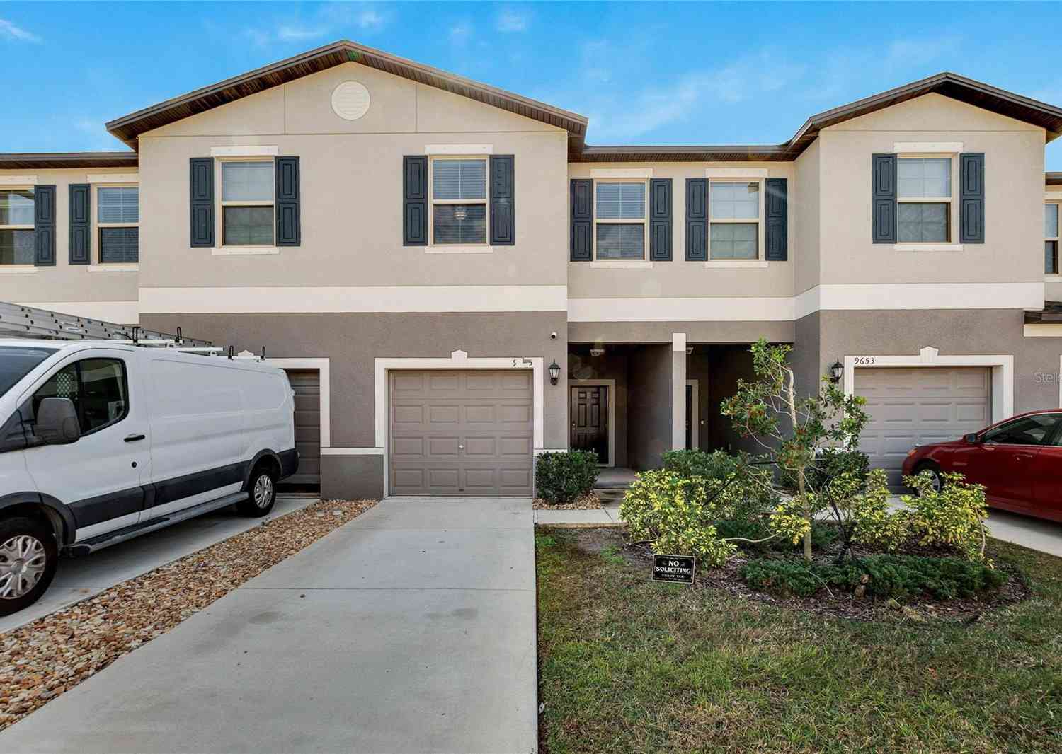 9655 Pembrooke Pines Drive, SUN CITY CENTER, Florida image 5