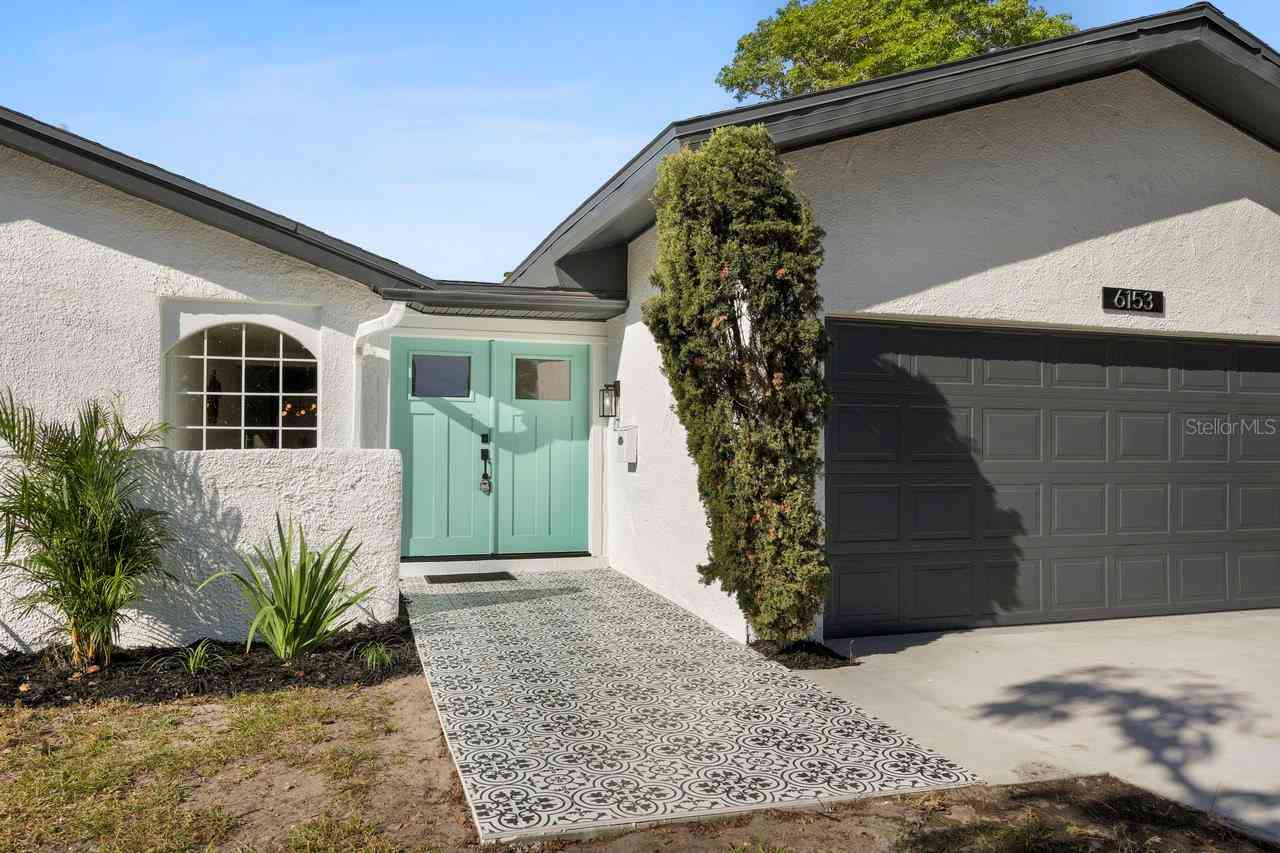 6153 25th Street, Saint Petersburg, Florida image 3