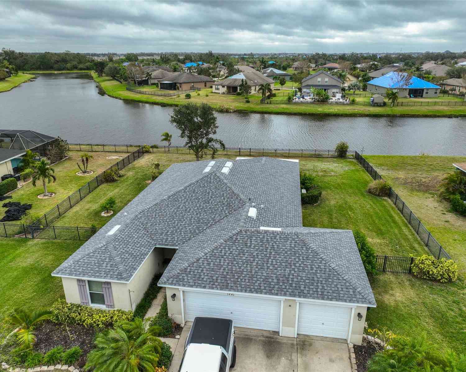 5440 Sandy Shell Drive, Apollo Beach, Florida image 2