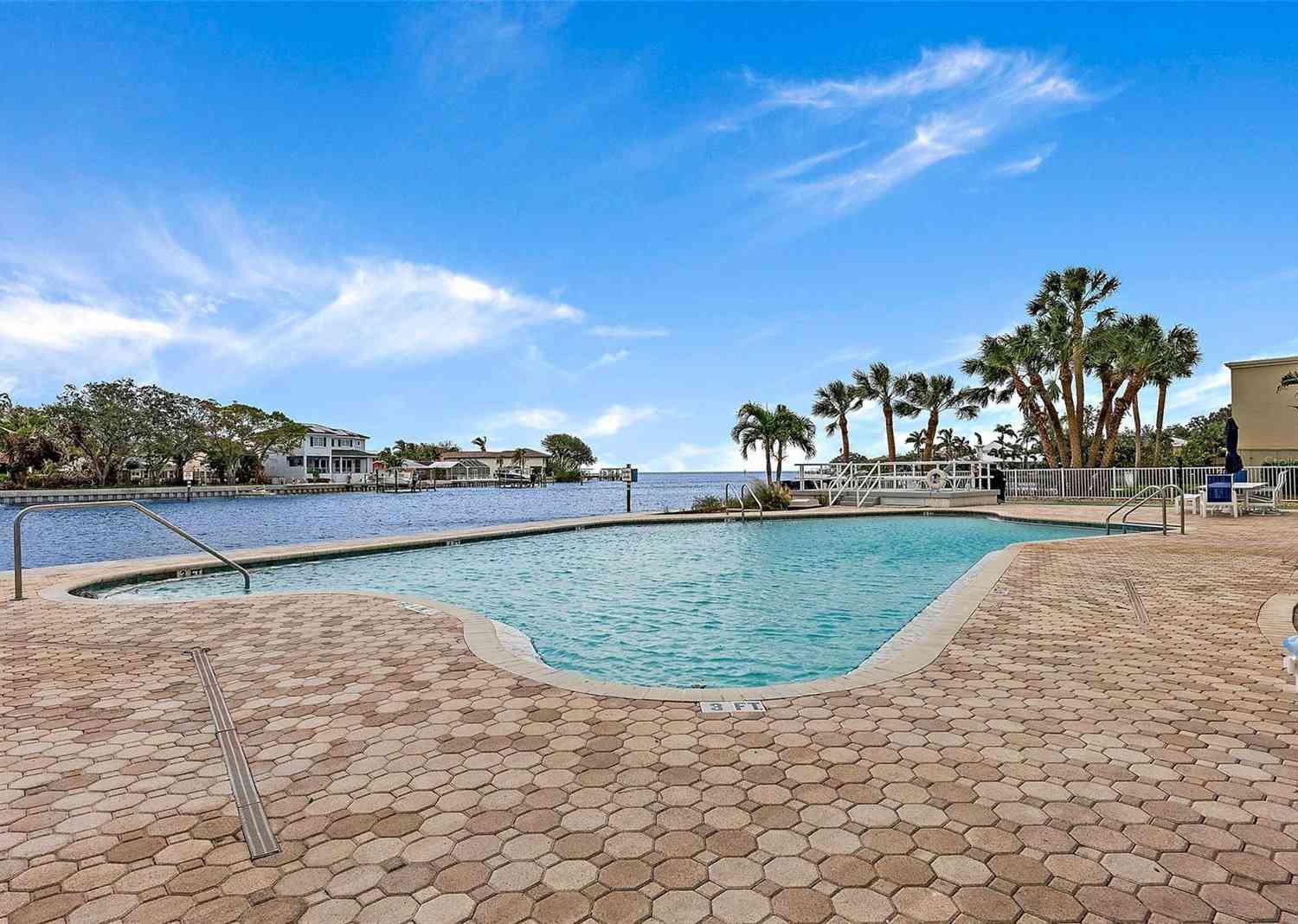 1365 Snell Isle Blvd Ne #3B, Saint Petersburg, Florida image 21