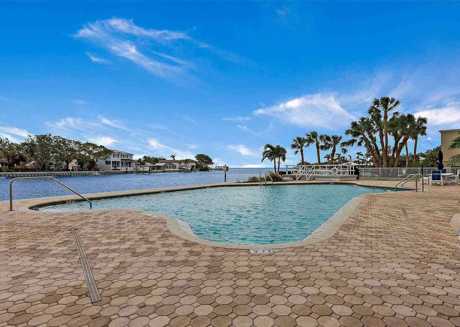 1365 Snell Isle Blvd Ne #3B, Saint Petersburg, Florida image 20