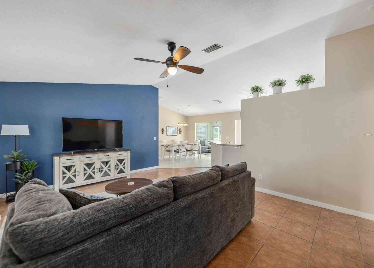 2432 Soprano Lane, NORTH PORT, Florida image 3