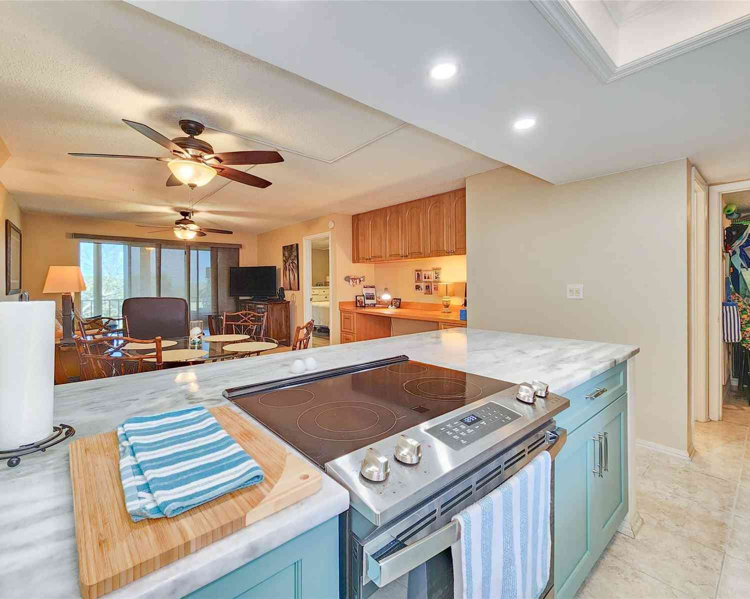 407 Tarpon Point #407, TARPON SPRINGS, Florida image 7