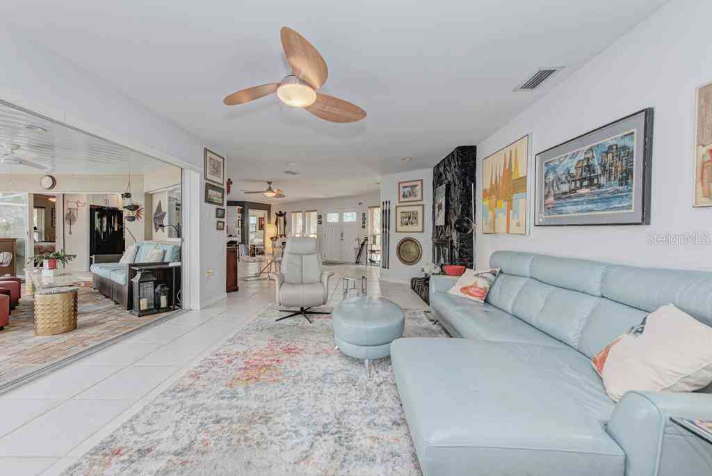 5211 Inverness Drive, SARASOTA, Florida image 30