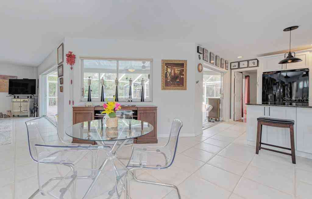 5211 Inverness Drive, SARASOTA, Florida image 22