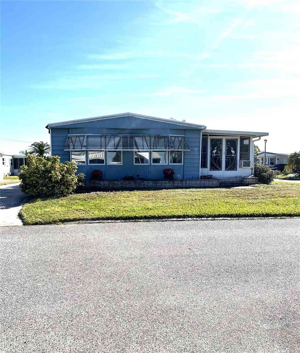 43 Castaway Court, NORTH PORT, Florida image 1