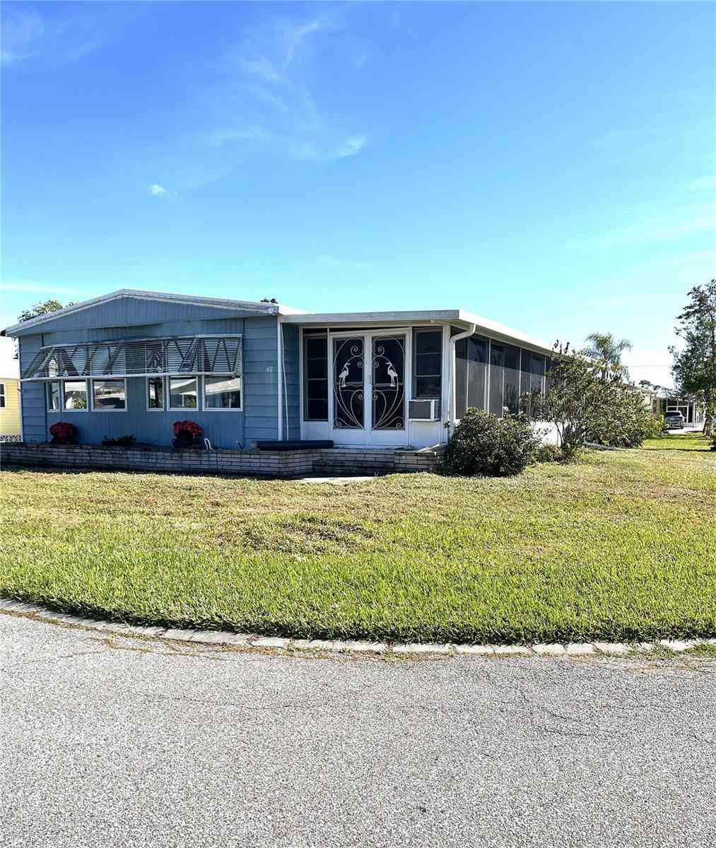 43 Castaway Court, NORTH PORT, Florida image 4