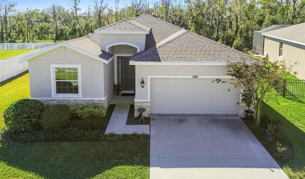 35980 Morse Willow Court, ZEPHYRHILLS, Florida image 1