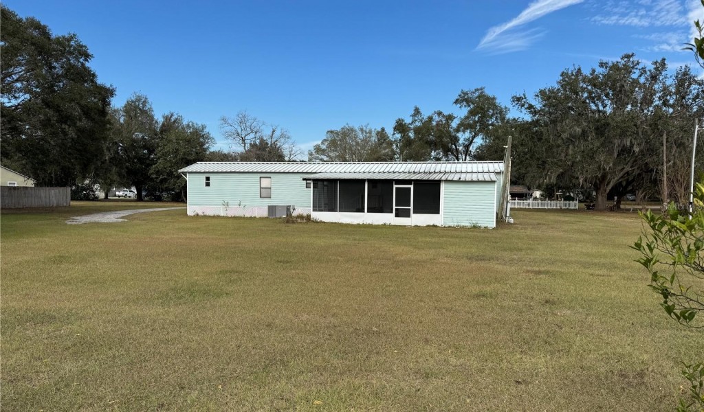 37108 Waterside Drive, ZEPHYRHILLS, Florida image 16