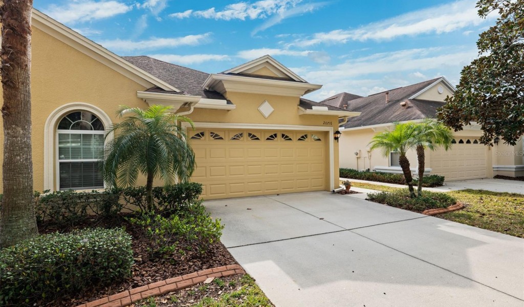 20716 Amanda Oak Court, Land O Lakes, Florida image 4