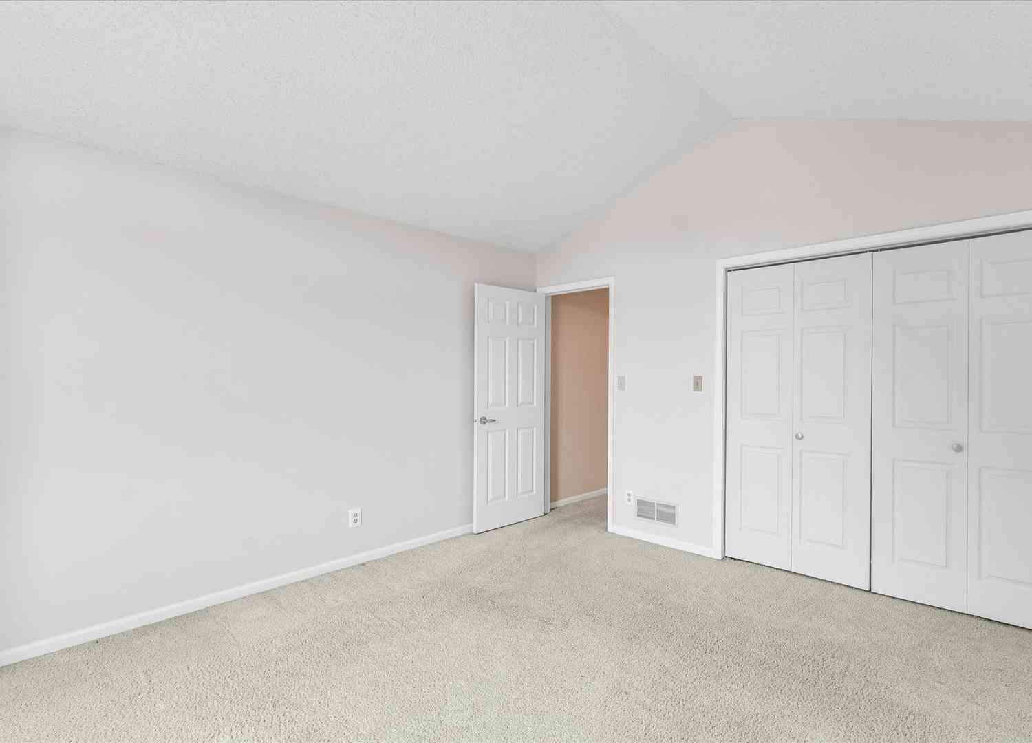 2910 Heathwood Court #2910, Champaign, Illinois image 34