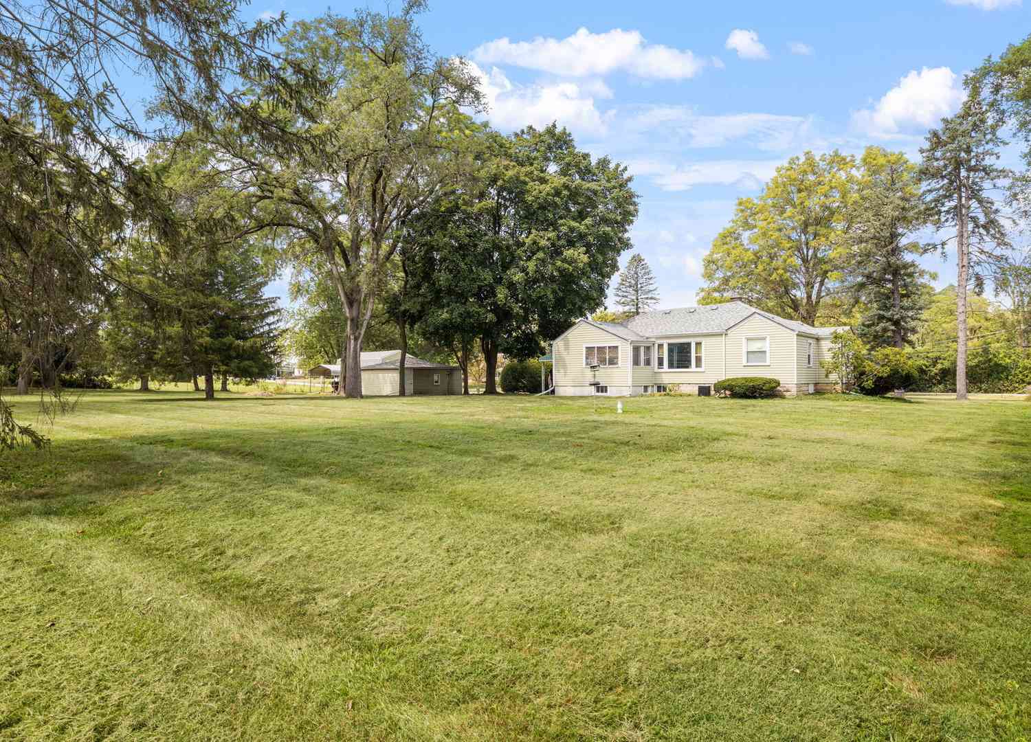 21w065 Sunset Avenue, Lombard, Illinois image 3