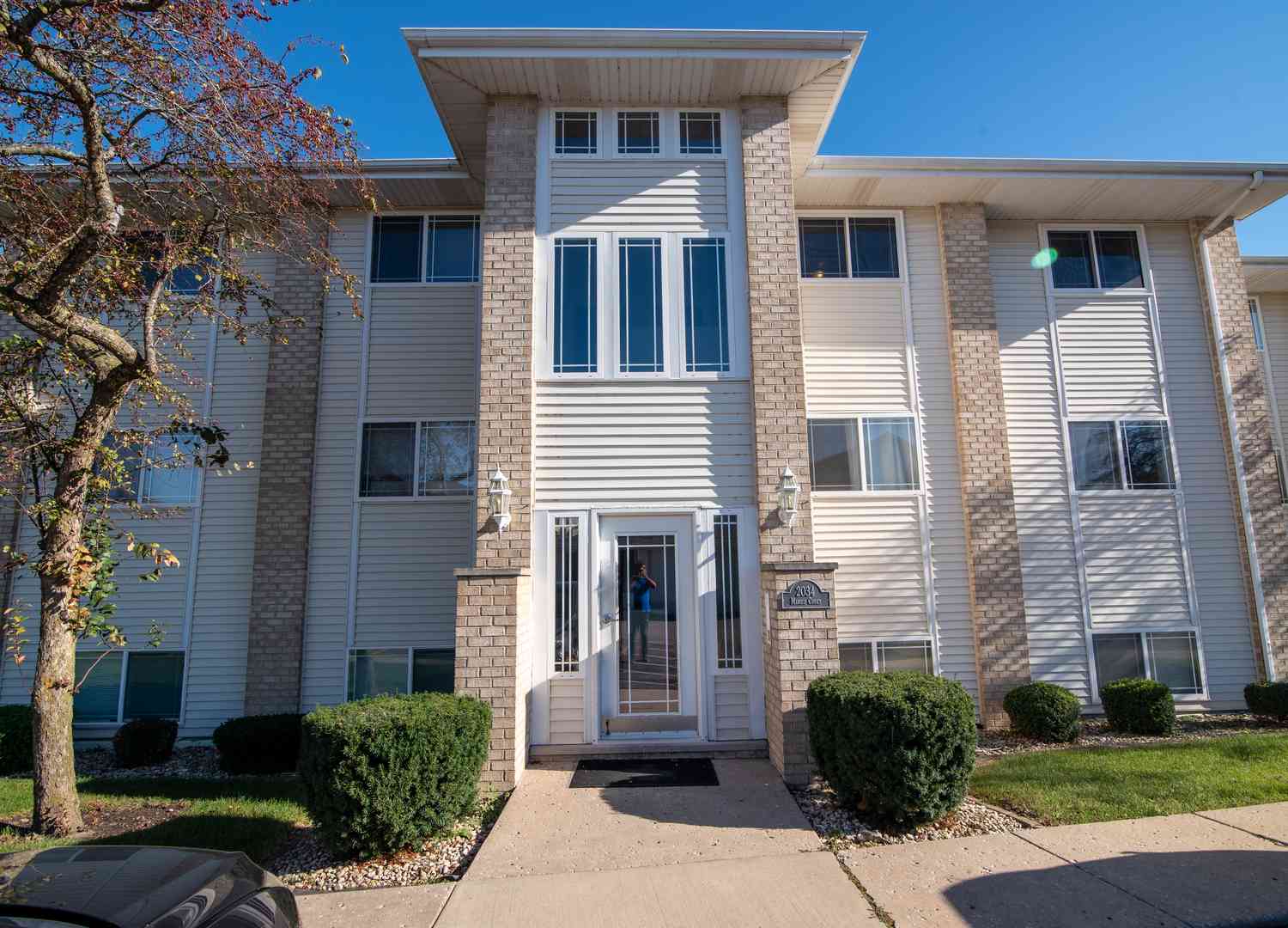 2034 Manico Court #300, Crest Hill, Illinois image 1