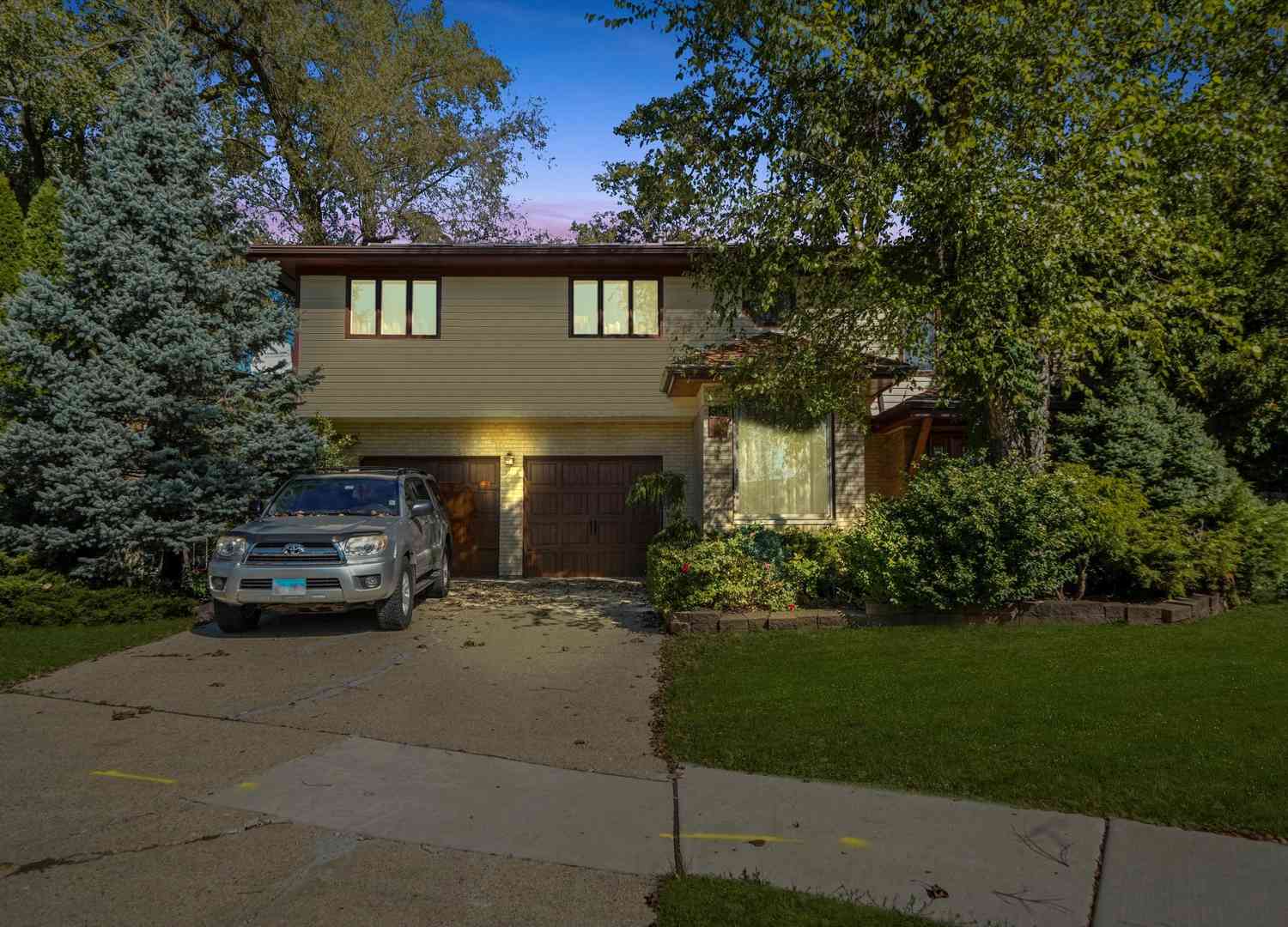 579 Dawn Court, Des Plaines, Illinois image 34