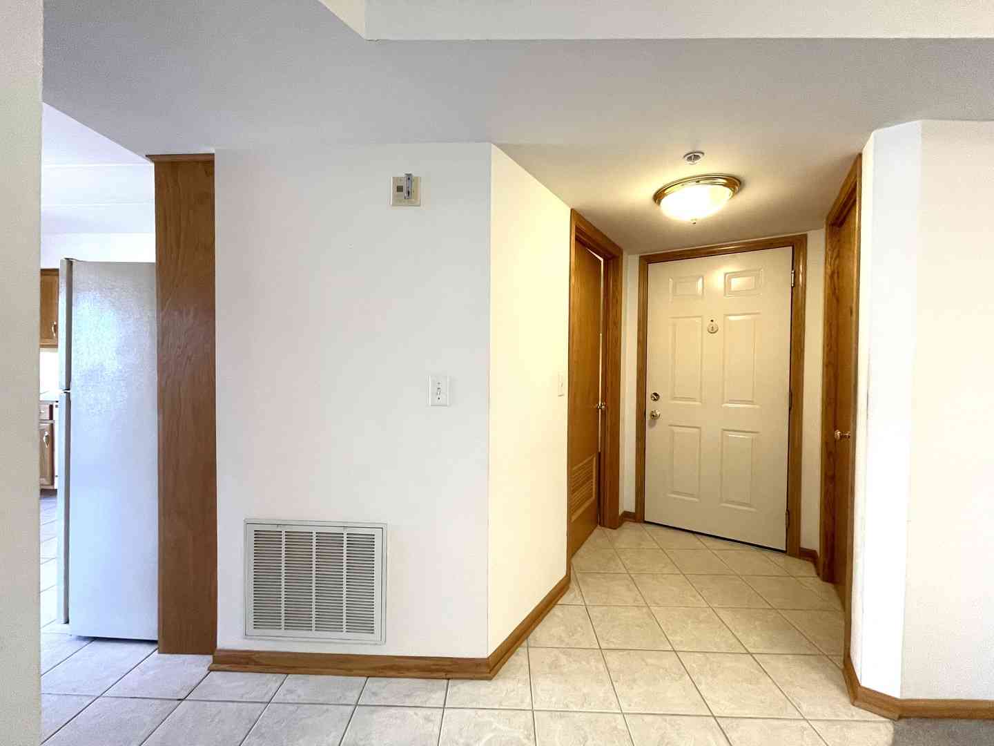 9410 Melvina Avenue #2NW, Oak Lawn, Illinois image 3